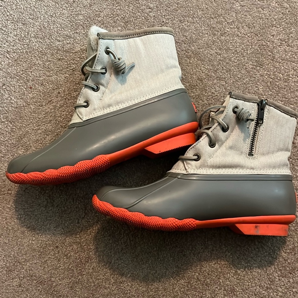 Sperry boots size 8.